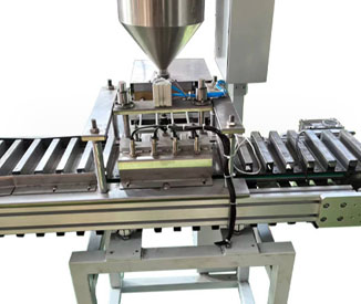 cream injection machine cream filling machine for egg rolls or cream puffs rolled cake rolled omelette